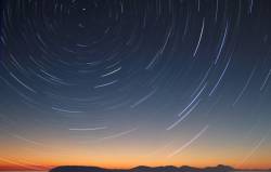 শূন্য থেকে মহাবিশ্ব